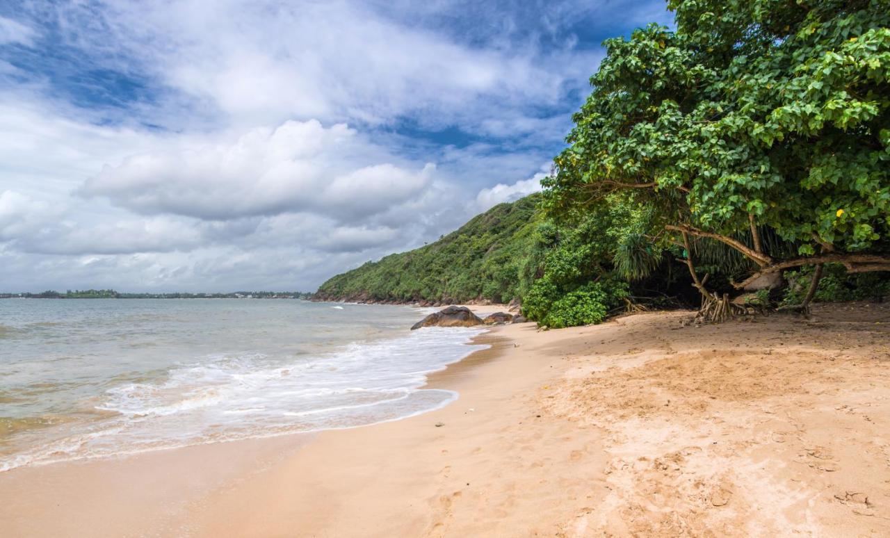 Blue Beach Galle Extérieur photo